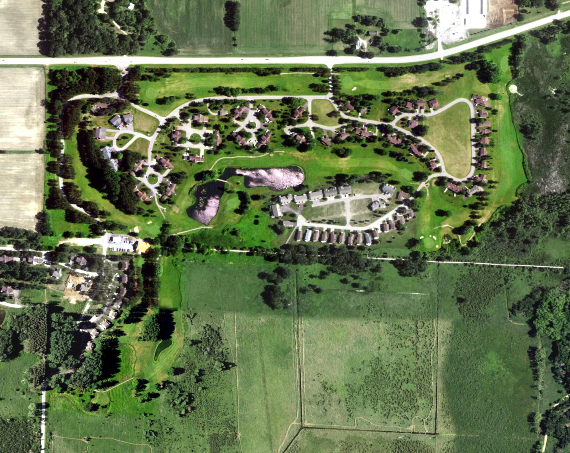 Aerial view of Saddle Ridge, WI, with its hole routing marked
