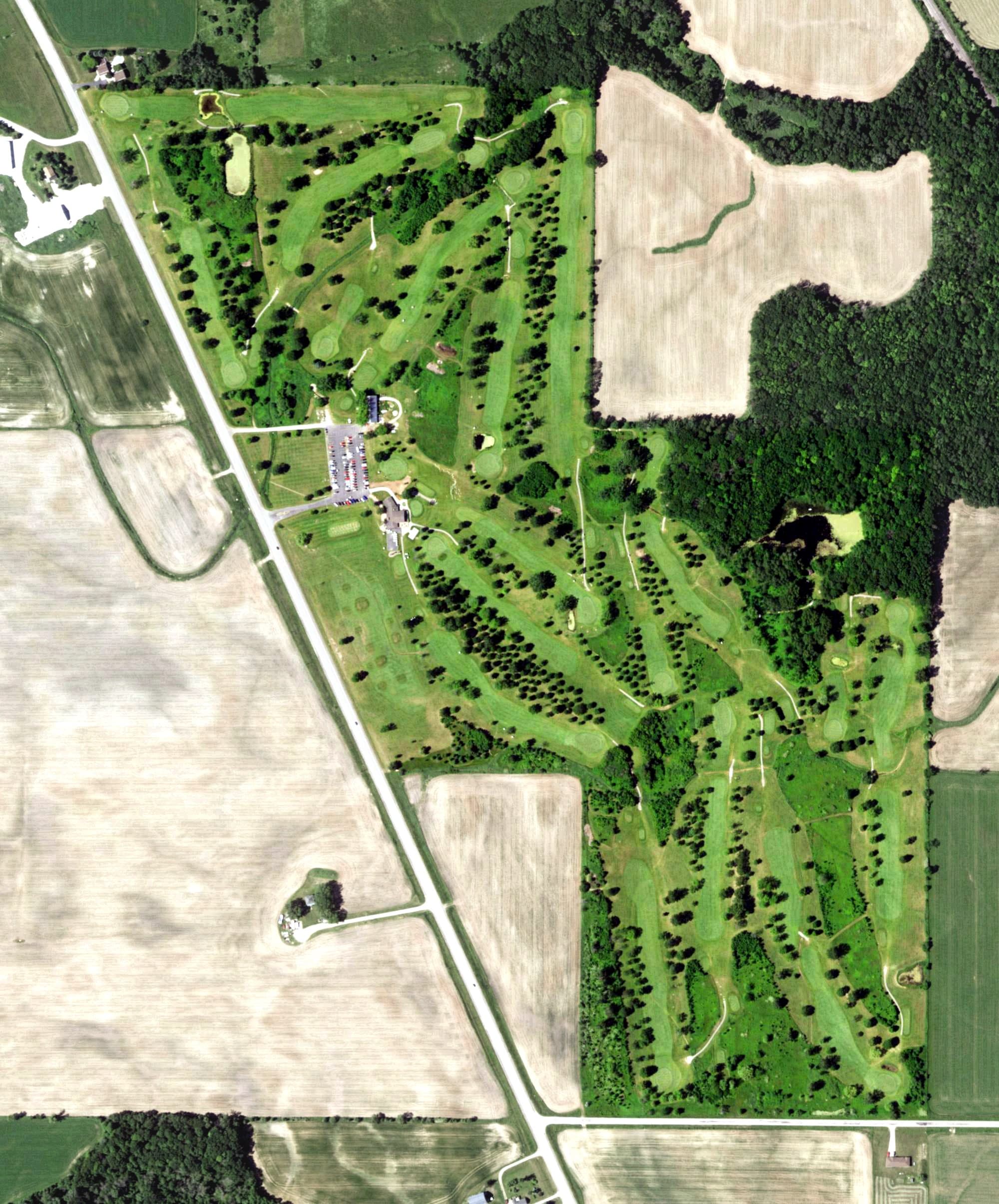 Aerial view of Twin Oaks Country Club, WI, with its hole routing marked