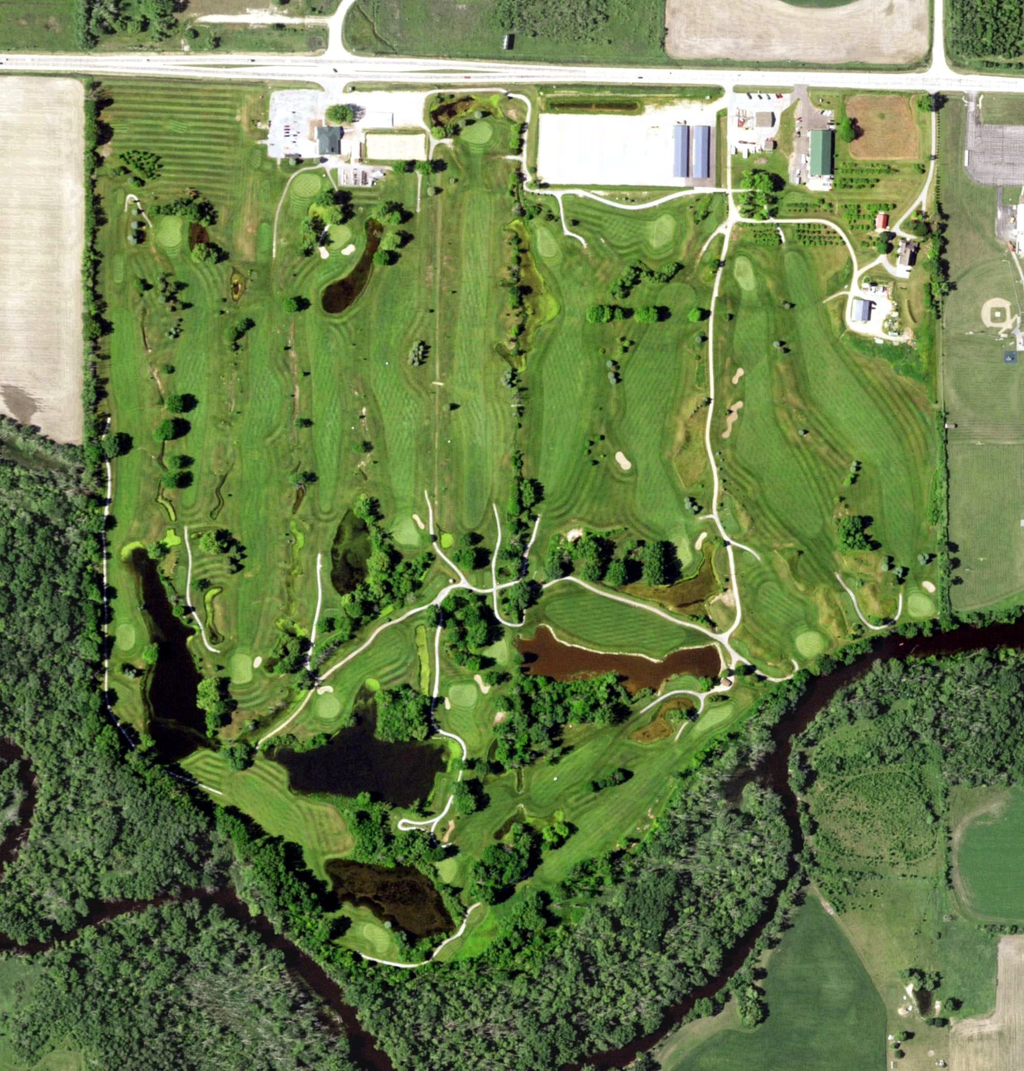 Aerial view of West Bend Lakes Golf Club, WI, with its hole routing marked