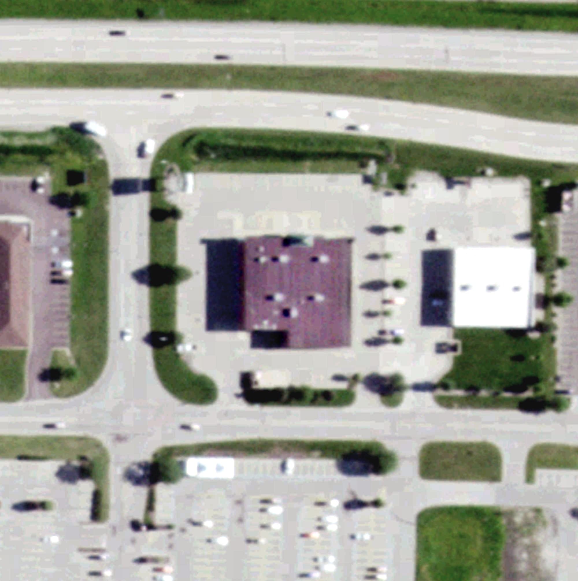 Aerial view of X-Golf, WI, with its hole routing marked
